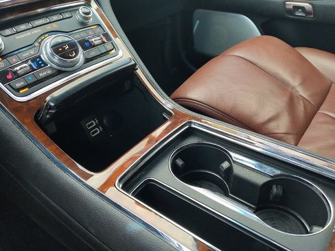 Used 2018 Lincoln Continental Reserve w/ Rear-seat Package FWD image 26