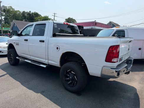 Used 2016 RAM 2500 Tradesman w/ Chrome Appearance Group AWD/4WD image 2