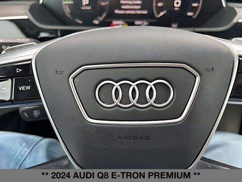 Used 2024 Audi Q8 e-tron Premium image 26