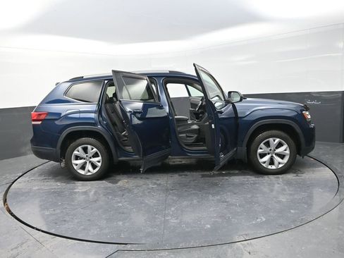 Used 2018 Volkswagen Atlas SE image 38