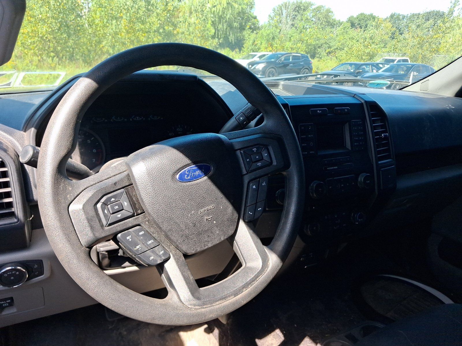 Used 2015 Ford F150 XL w/ Equipment Group 101A Mid AWD/4WD image 4