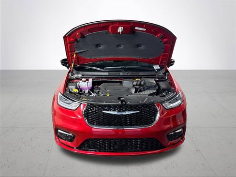 New 2026 Chrysler Pacifica Select AWD/4WD image 20