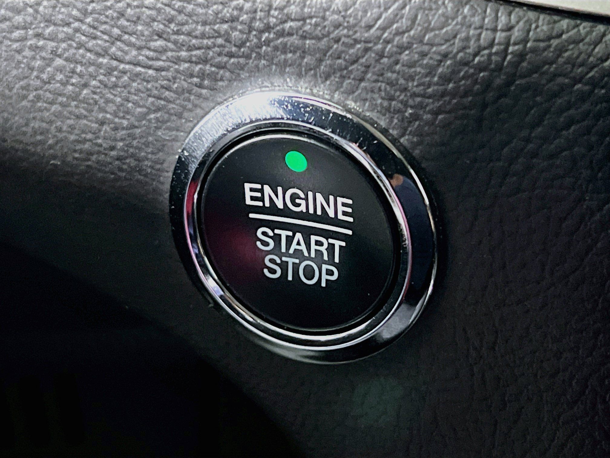 Used 2024 Ford Edge SEL AWD/4WD image 23