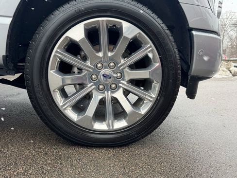 Used 2021 Ford F150 Limited image 10