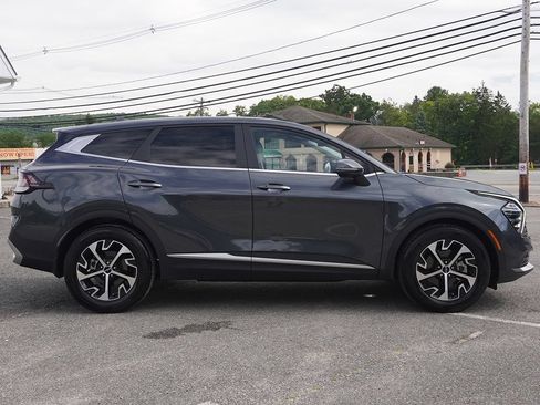 Used 2024 Kia Sportage EX FWD image 17