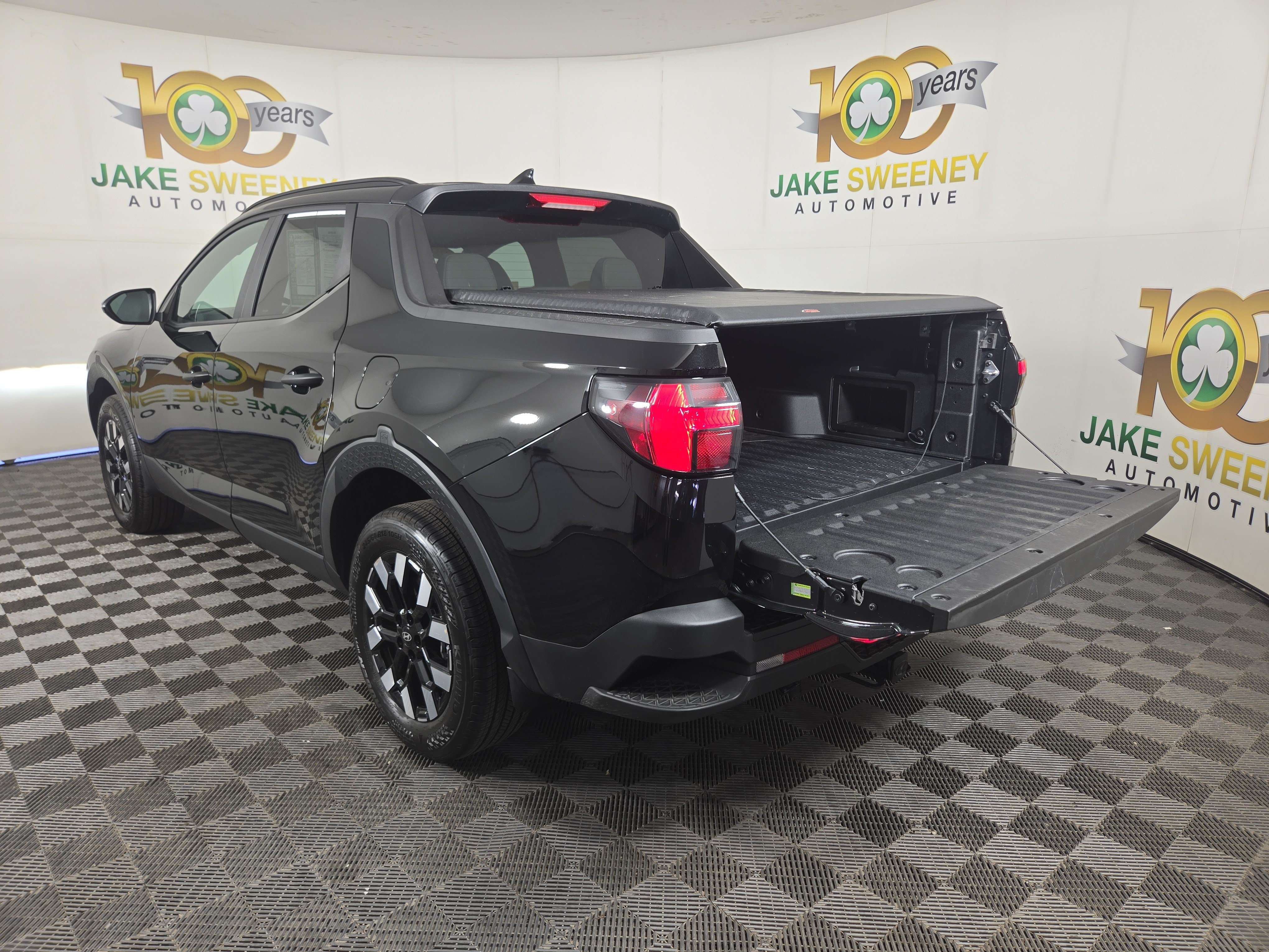 Used 2026 Hyundai Santa Cruz SEL AWD/4WD image 32