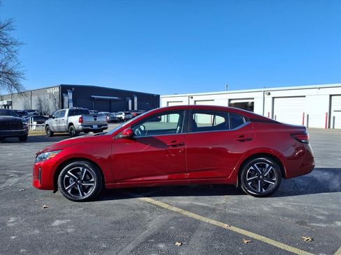 Used 2024 Nissan Sentra SV image 17
