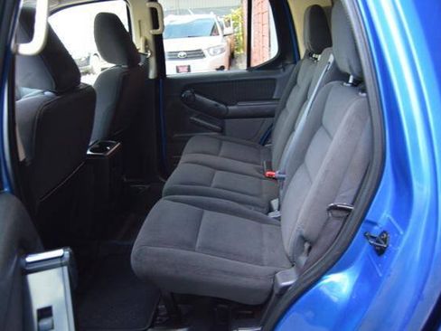 Used 2010 Ford Explorer Sport Trac XLT AWD/4WD image 38
