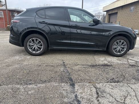 Used 2024 Alfa Romeo Stelvio Sprint AWD/4WD image 2