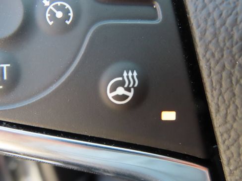 Certified 2023 Chevrolet Traverse LT AWD/4WD image 11
