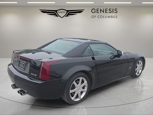 Used 2005 Cadillac XLR RWD image 5
