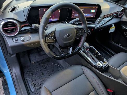 New 2026 Chevrolet Trax RS w/ Sunroof Package image 10