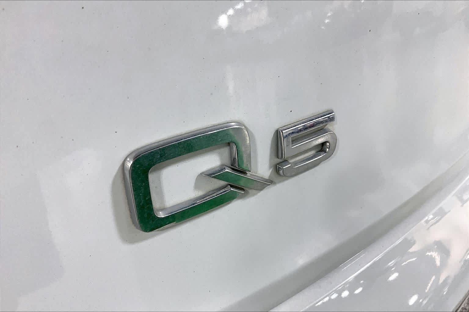 Used 2020 Audi Q5 2.0T Premium Plus w/ Premium Plus Package AWD/4WD image 31
