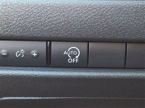 Used 2023 Nissan Rogue SV image 27