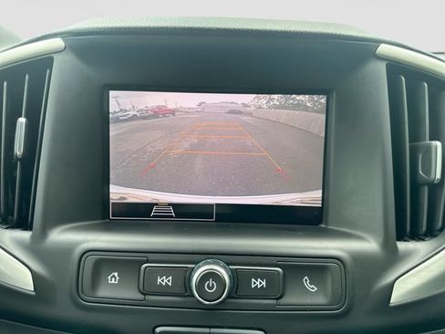 Used 2022 GMC Terrain SLE w/ Elevation Edition FWD image 18