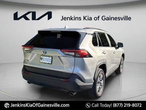 Used 2023 Toyota RAV4 XLE w/ Convenience Package AWD/4WD image 8