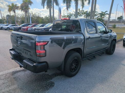 Used 2022 Nissan Frontier S w/ Technology Package image 5