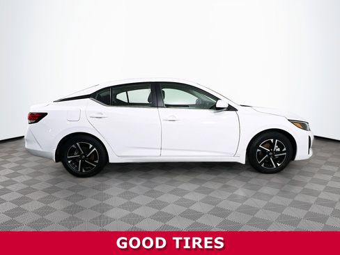 Used 2025 Nissan Sentra SV image 30