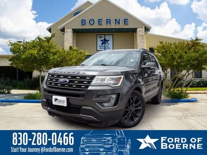Used 2017 Ford Explorer XLT w/ Equipment Group 202A