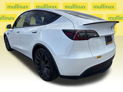 Used 2020 Tesla Model Y Performance image 8