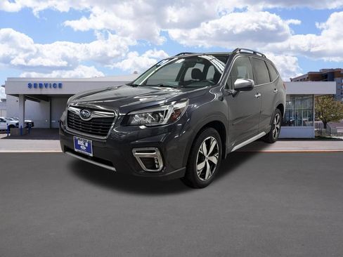 Used 2019 Subaru Forester Touring AWD/4WD image 7