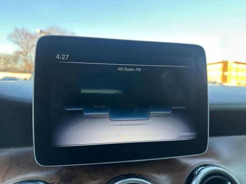 Used 2019 Mercedes-Benz GLA 250 4MATIC image 15