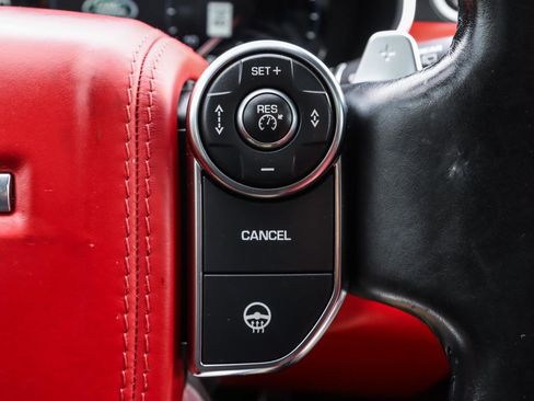 Used 2016 Land Rover Range Rover Autobiography image 19