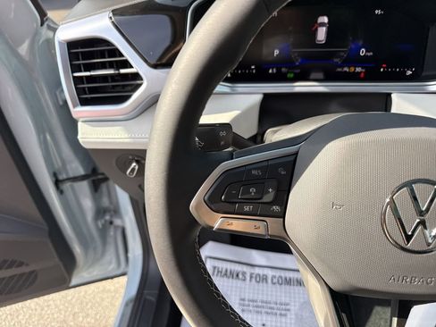 New 2025 Volkswagen Taos SE image 26