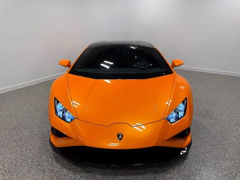 Used 2021 Lamborghini Huracan EVO image 5