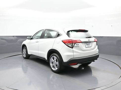 Certified 2022 Honda HR-V LX image 8