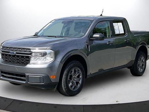 Used 2023 Ford Maverick XLT FWD image 4