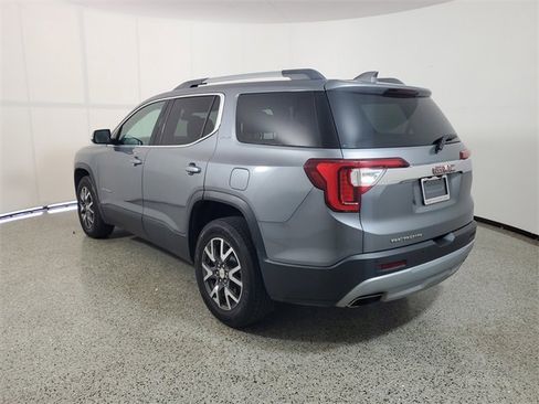 Used 2020 GMC Acadia SLE w/ Driver Convenience Package image 3