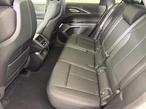 Used 2024 Cadillac Lyriq Sport RWD image 24