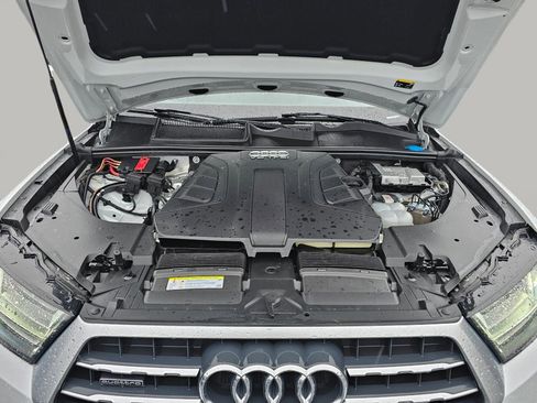 Used 2019 Audi Q7 3.0T Prestige w/ Prestige Package image 18