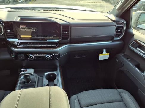 New 2026 GMC Sierra 1500 Elevation w/ Preferred Package image 18