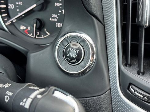 Used 2021 INFINITI Q50 Luxe image 21