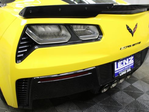Used 2018 Chevrolet Corvette Z06 image 34