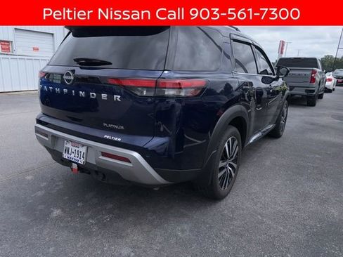 Certified 2025 Nissan Pathfinder Platinum FWD image 2