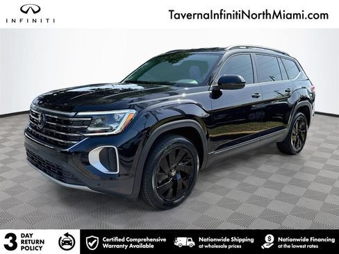 Used 2024 Volkswagen Atlas SE w/ Black Wheel Package FWD image 1