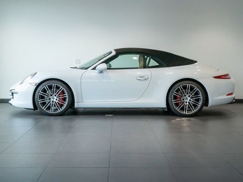 Certified 2016 Porsche 911 Carrera S RWD image 2