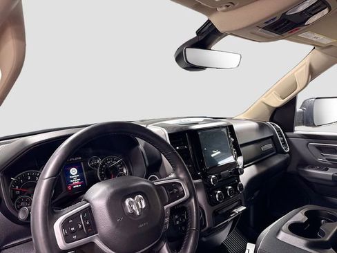 Used 2020 RAM 1500 Big Horn AWD/4WD image 11