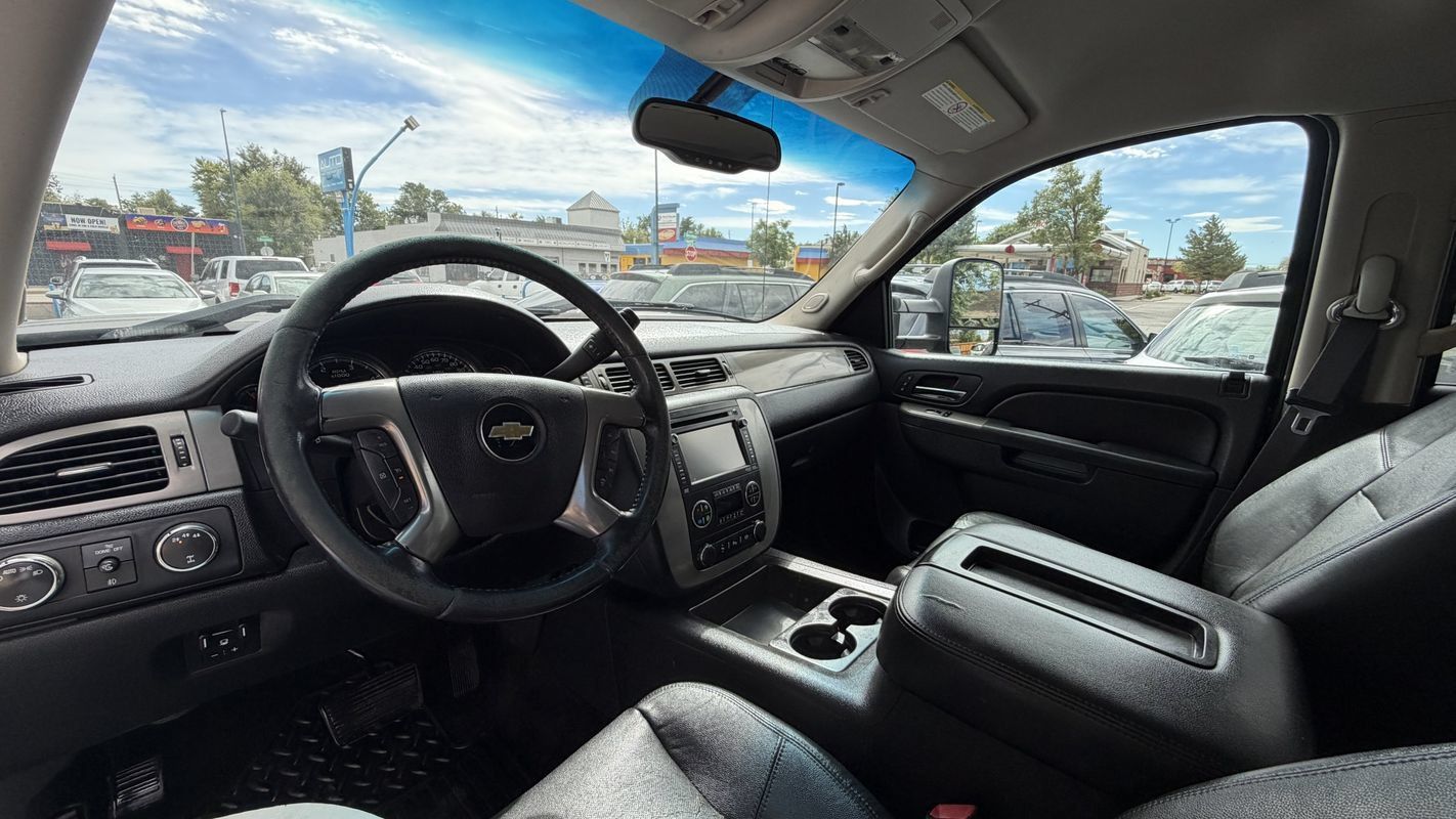 Used 2014 Chevrolet Silverado 3500 LTZ w/ LTZ Plus Package AWD/4WD image 7