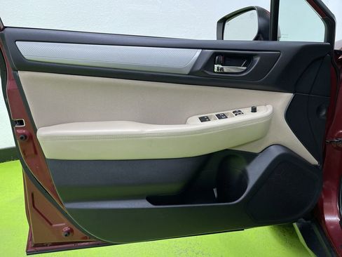 Used 2016 Subaru Outback 2.5i Premium image 17