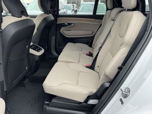 New 2026 Volvo XC90 B6 Plus w/ Protection Package Premier AWD/4WD image 15