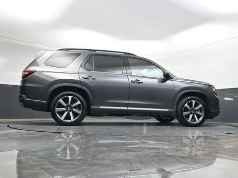 Used 2023 Honda Pilot Elite image 50