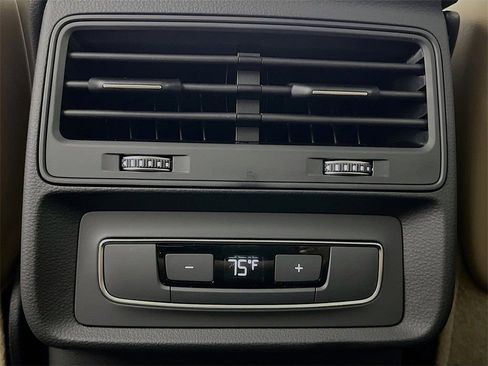 New 2026 Audi Q7 2.0T Premium image 27