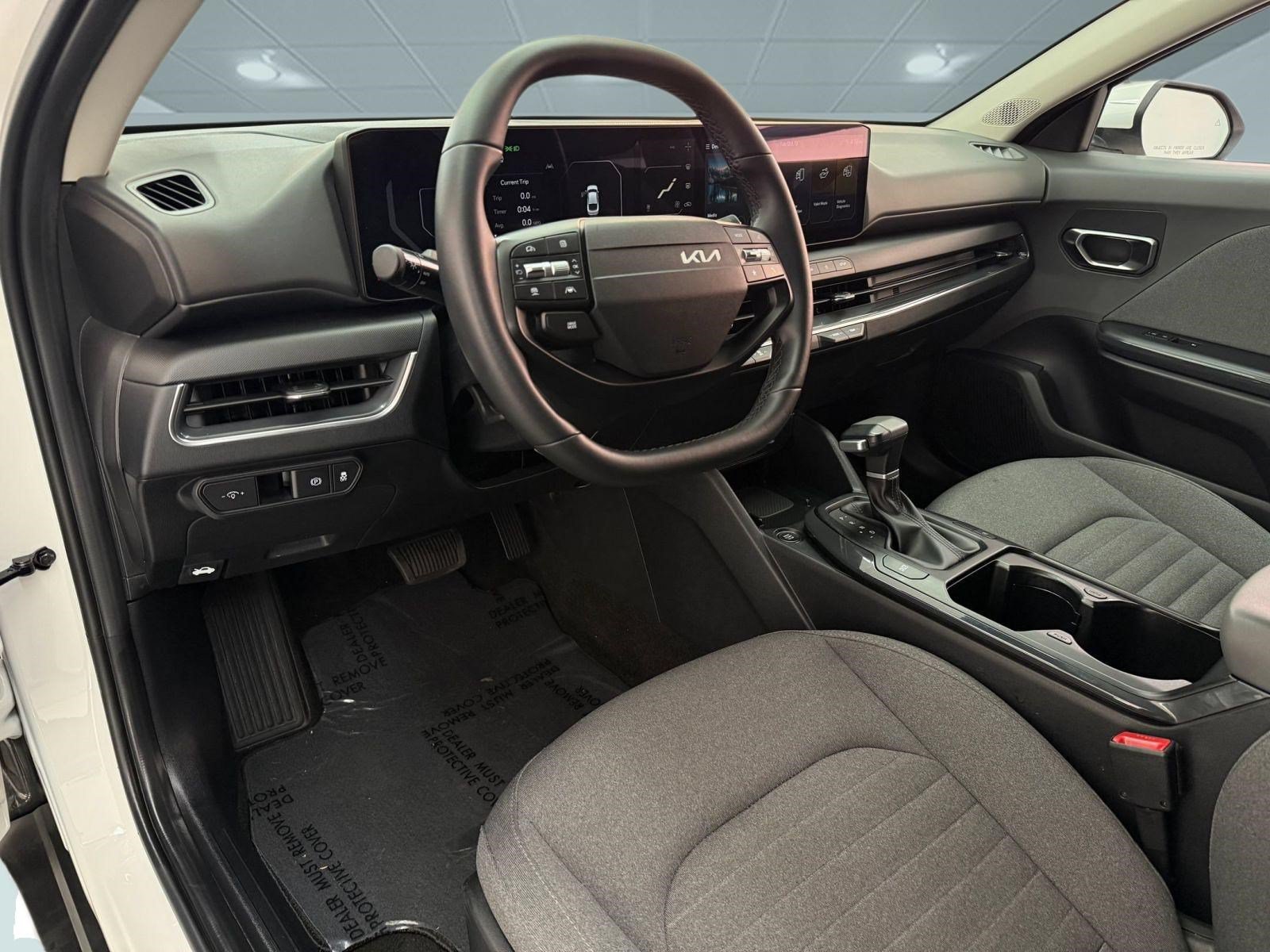 Used 2025 Kia K4 EX FWD image 4