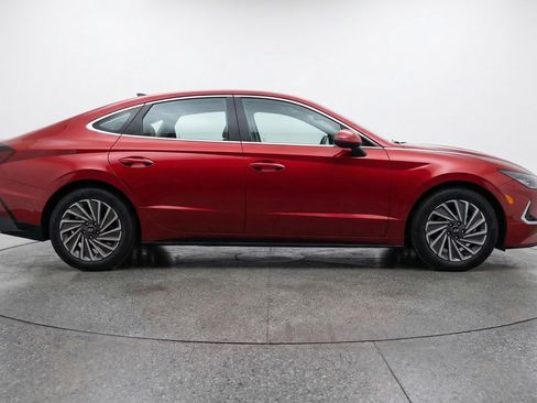 Used 2025 Hyundai Sonata SEL image 11