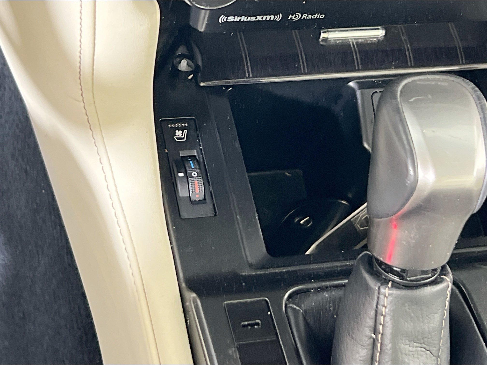 Used 2023 Lexus GX 460 Premium w/ Premium Package AWD/4WD image 20