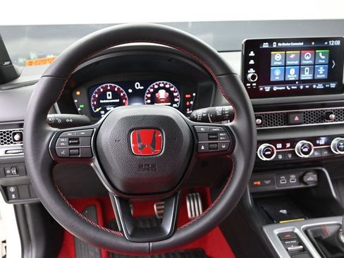 Used 2025 Honda Civic Type R image 11
